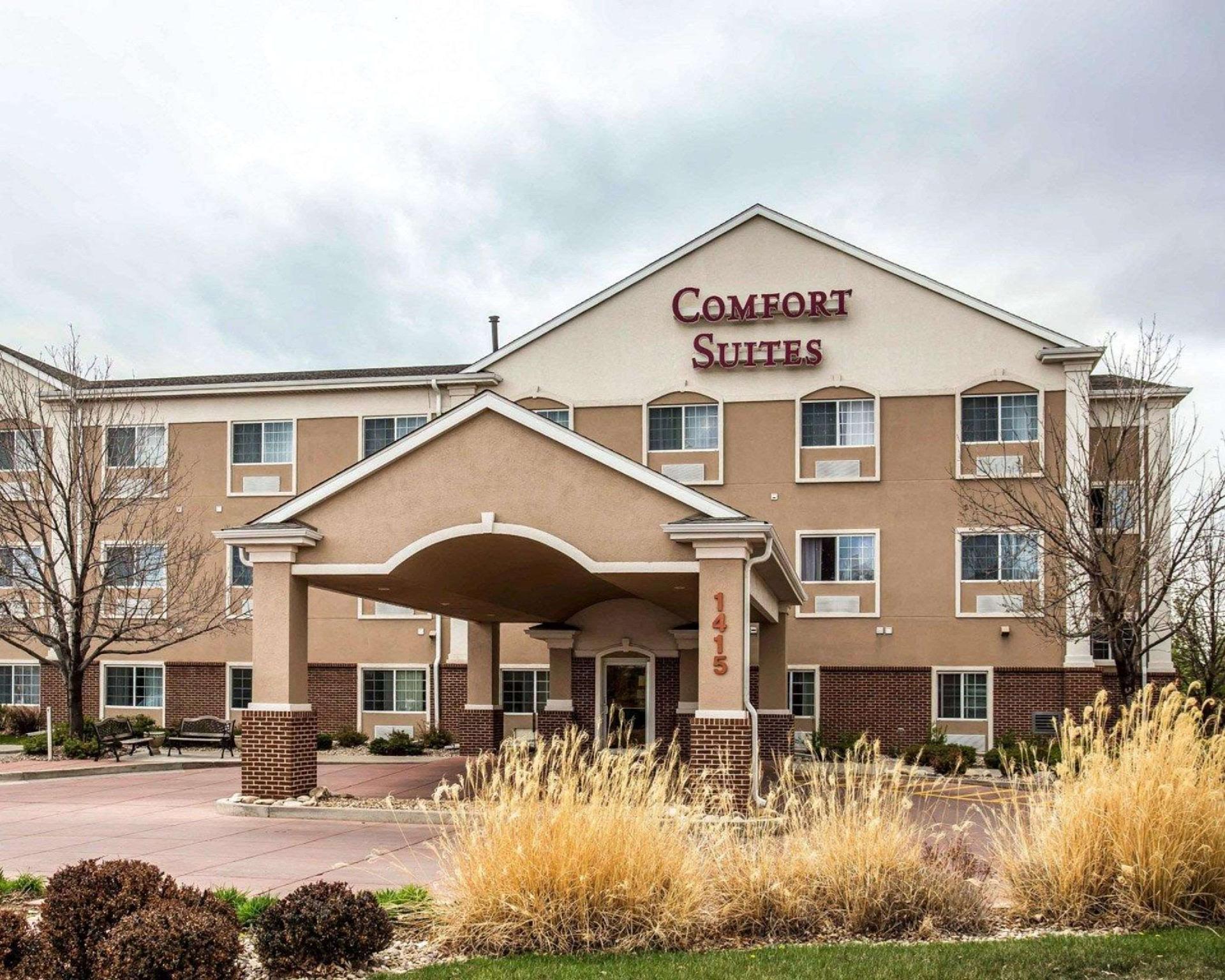 Comfort Suites Fort Collins Near University Exterior photo