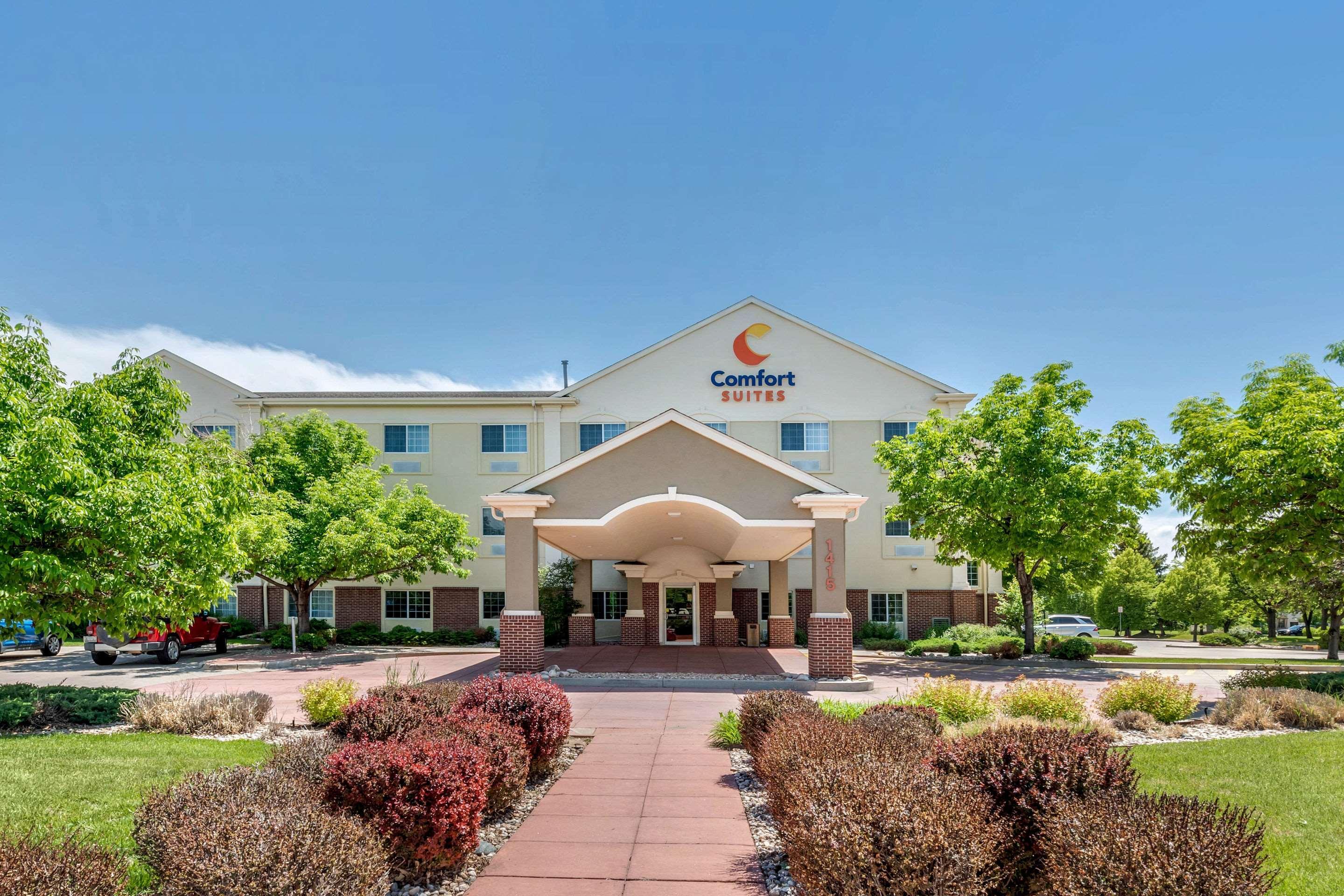Comfort Suites Fort Collins Near University Exterior photo